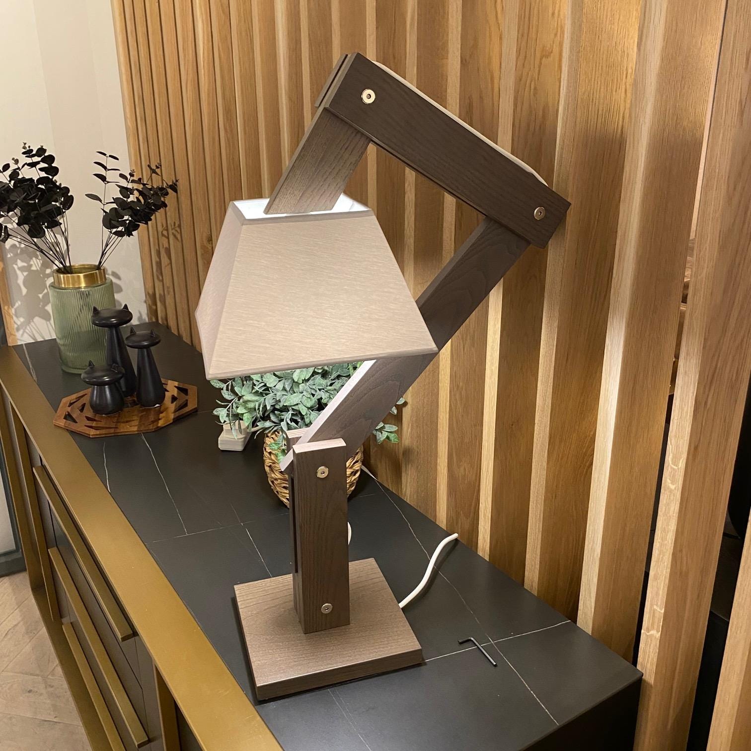 Beautiful Adjustable Designer wooden table Lamp Reading Light