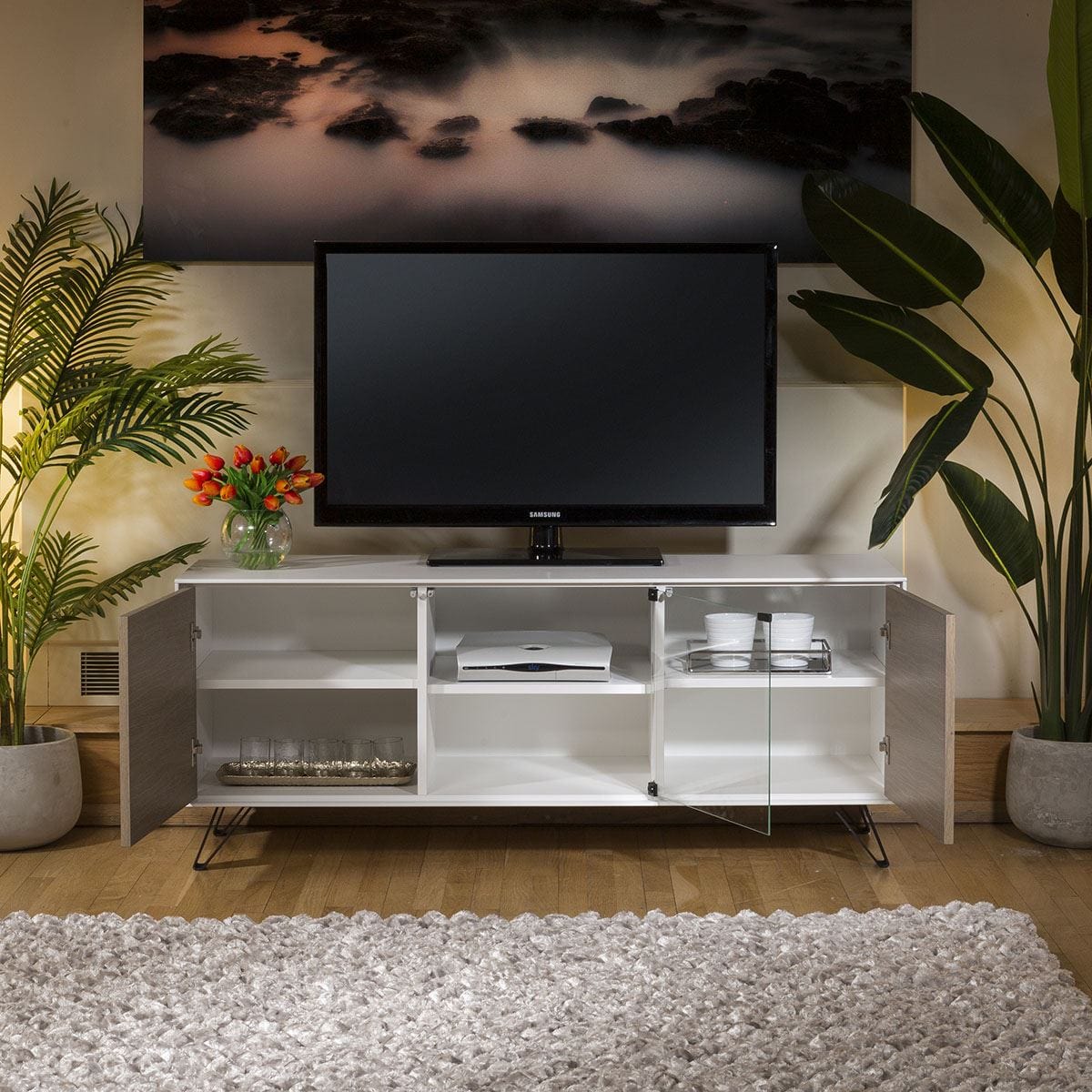 ExDisplay Luxury TV Cabinet / Low Sideboard White with Antique Oak Doors 2 Door