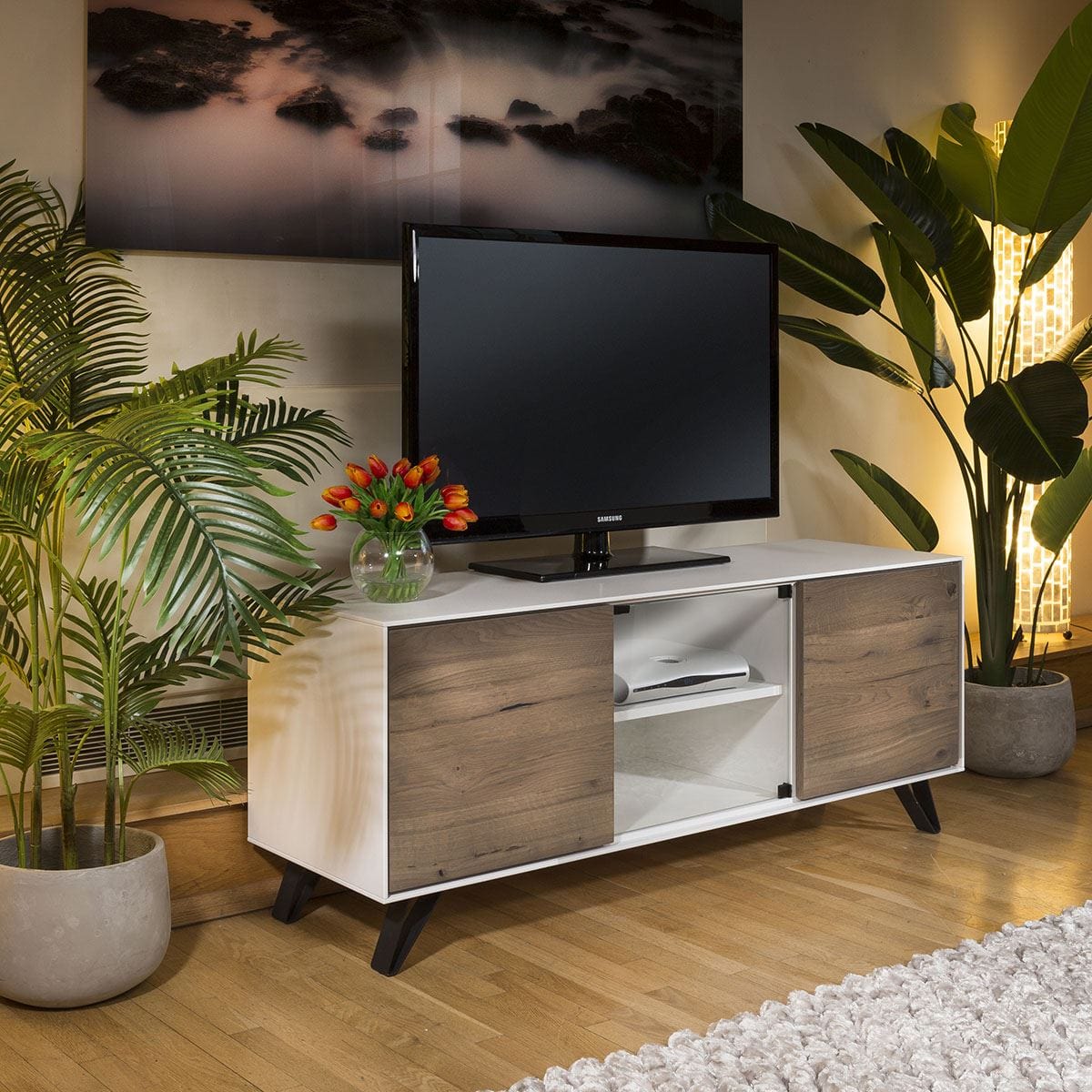 ExDisplay Luxury TV Cabinet / Low Sideboard White with Antique Oak Doors 2 Door