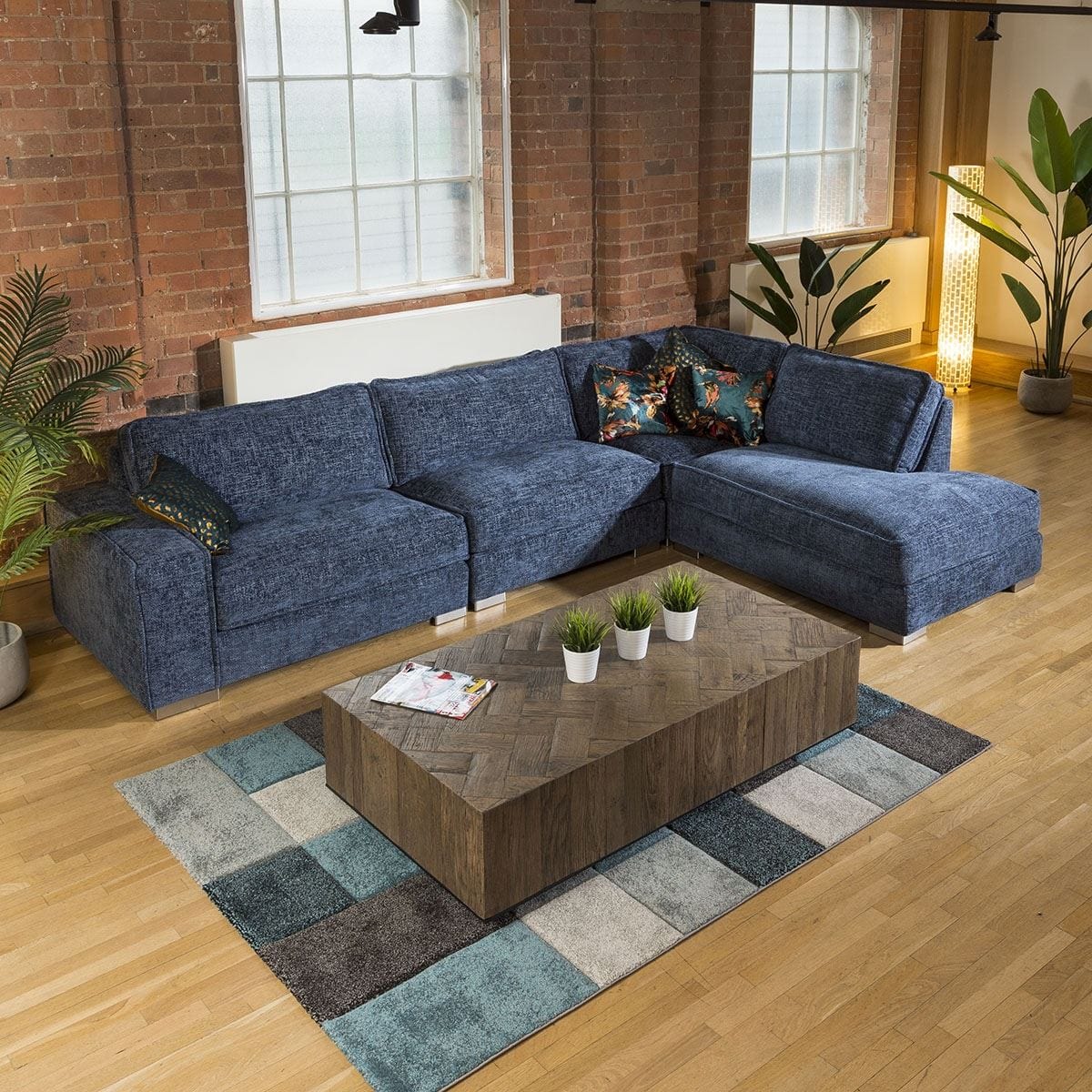 Huge Designer L Shape 5 Seater Settee Many Colours & Fabrics Lexci 5R