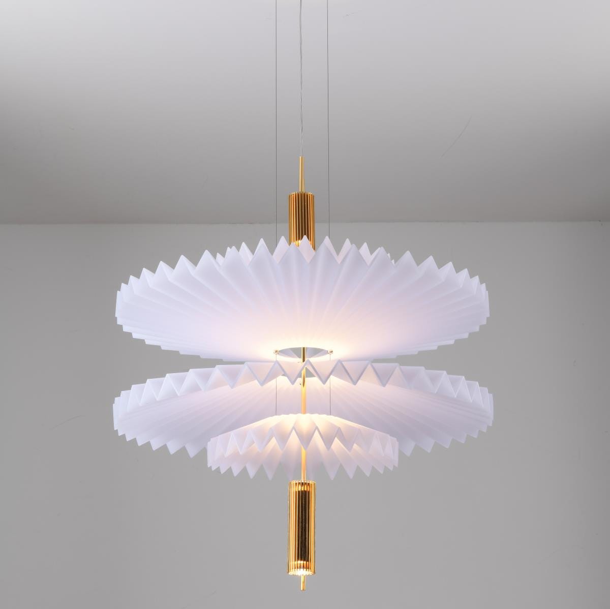 Luxury Retro-Inspired Ceiling Light - Luxury White & Gold Pendant 60cm