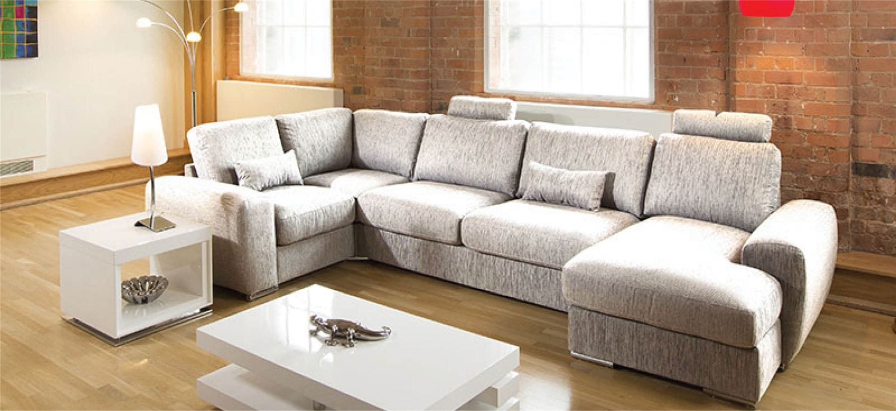 Massive Ultra Modern High Quality Sofa / Settee Corner Group Grande 13R
