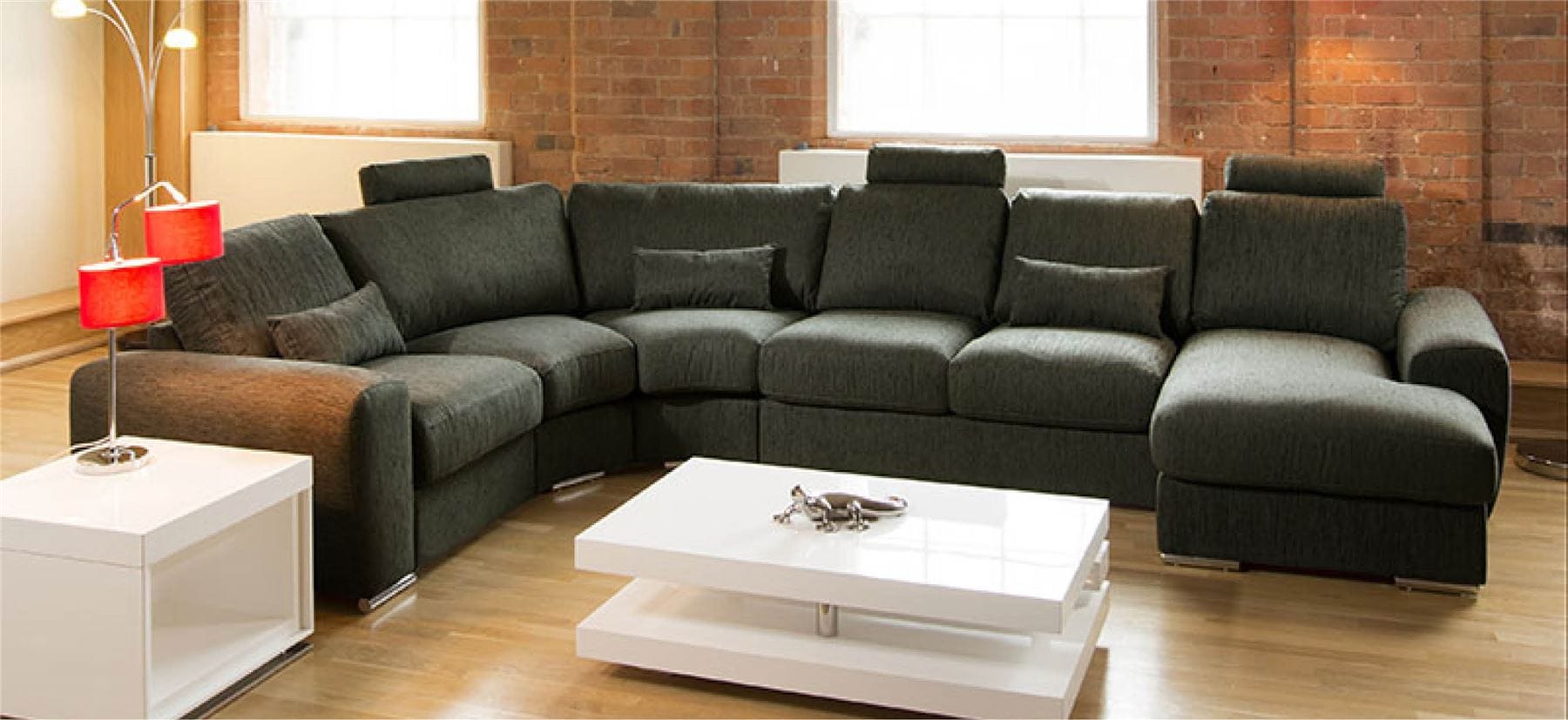 Massive Ultra Modern High Quality Sofa Settee Corner Group Grande 24RH
