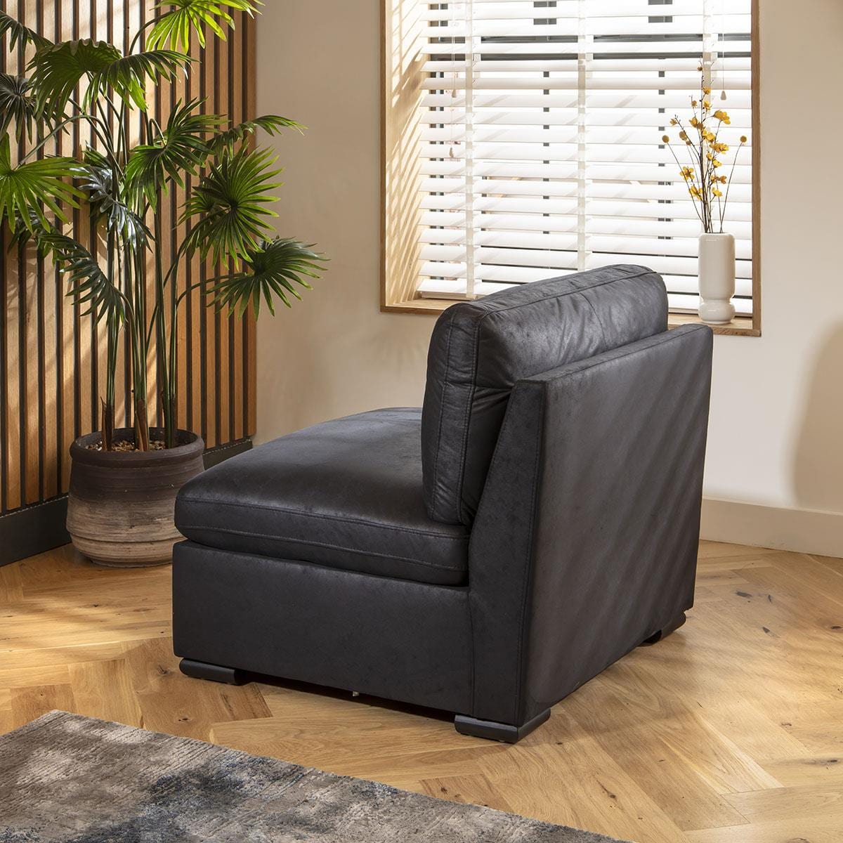 Mikey Middle Section Black 95x95cm