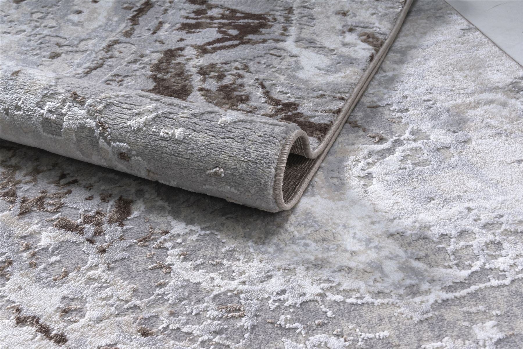 Miro Medium Rug Bronze / Cream / White / Silver 160 X 230cm