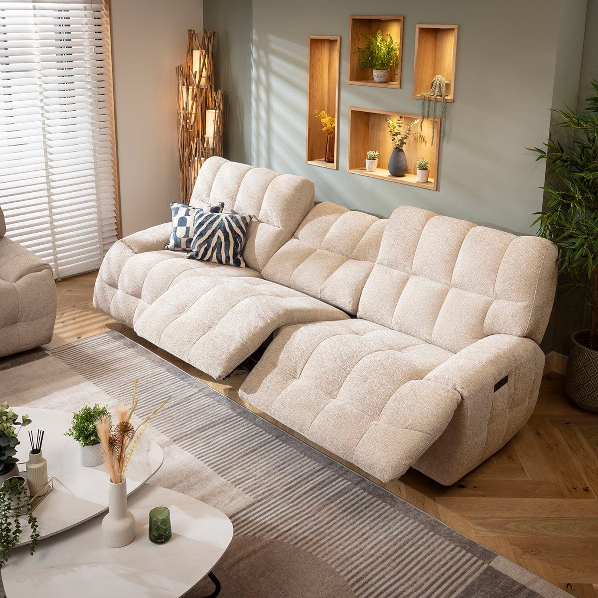 Luca Modern 3 Seater Triple Electric Recliner Sofa Beige Chenille 290cm 1R1