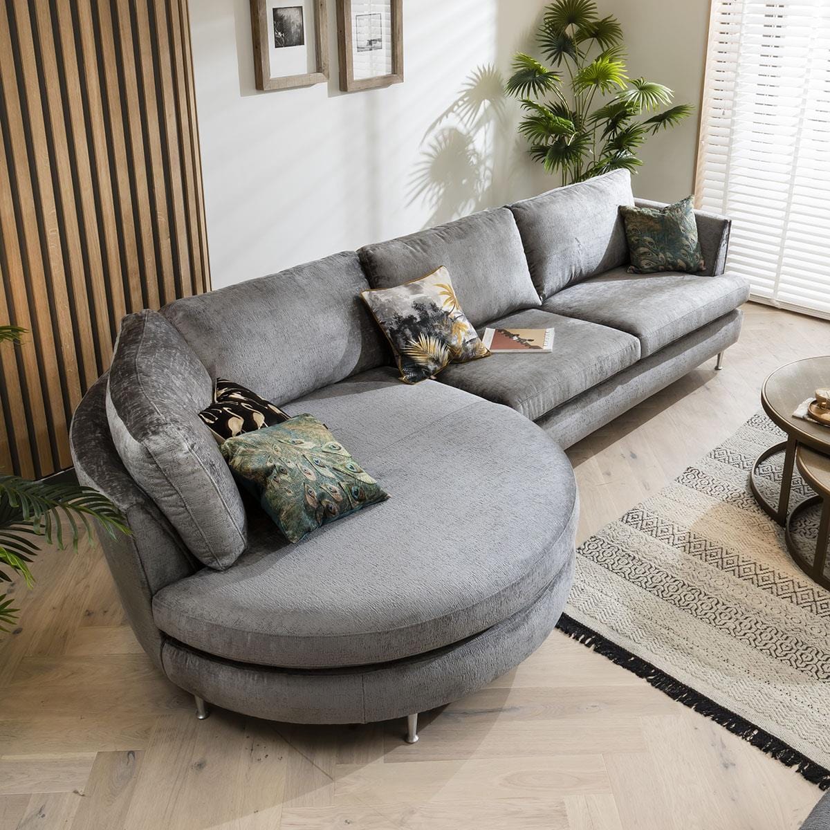 Quatropi 5 Seater Modular Sofa - Round Snuggle Chaise End, Tessa 352x165cm