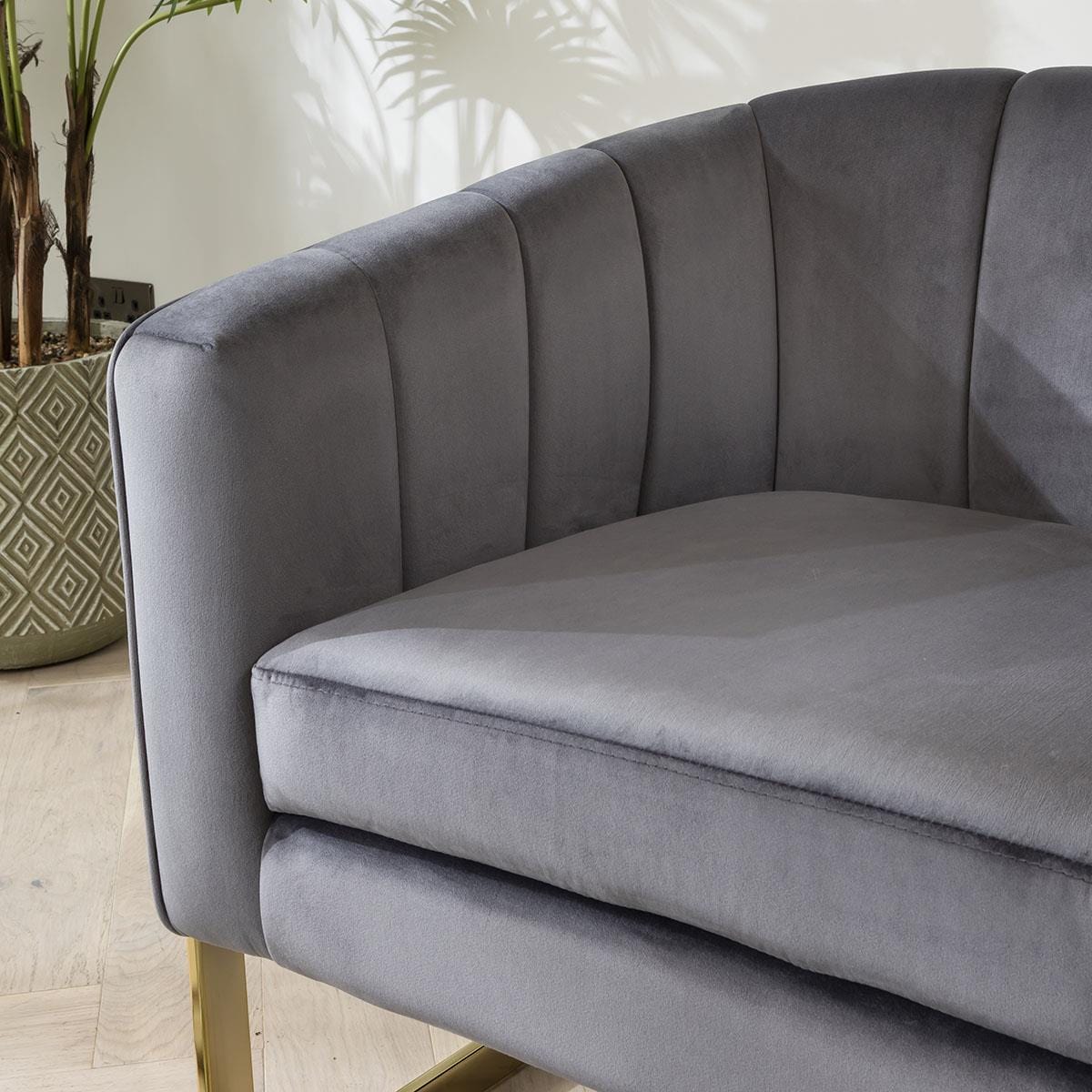 Quatropi Accent Chair Grey Velvet Tufted Curved Back on Gold Frame