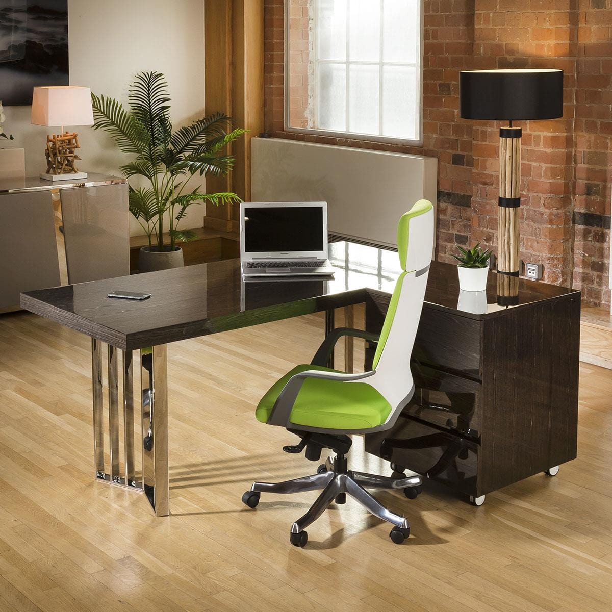 Quatropi Designer Linea Chest Of 3 Drawers Smoked Oak & Wheels