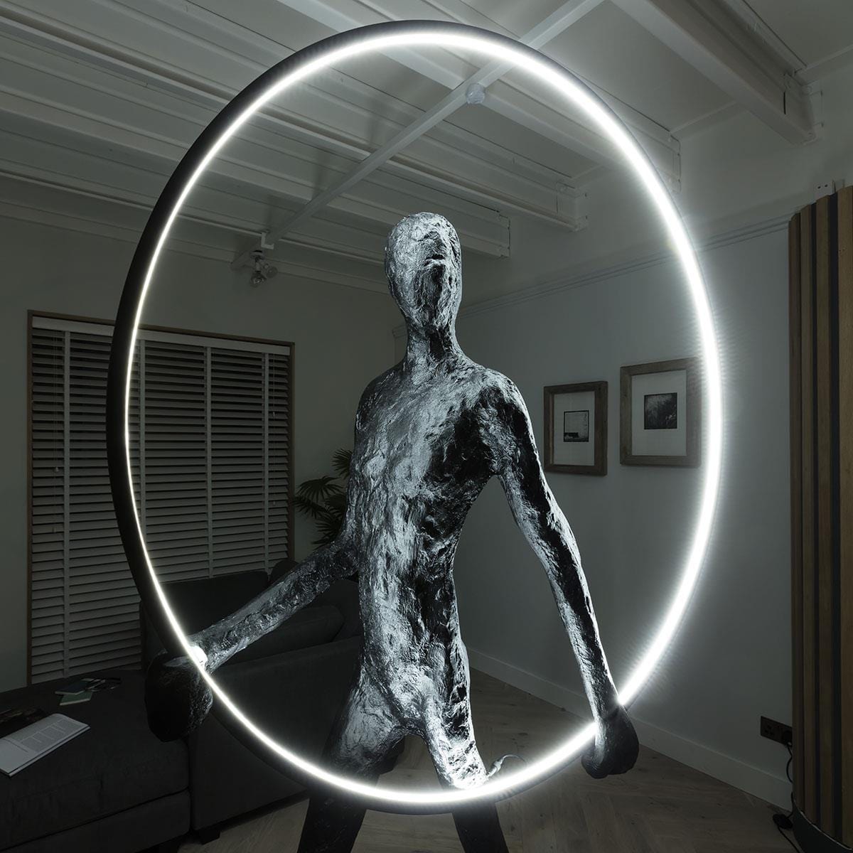 Quatropi Large Sculpture Floor Lamp Silhouette Feature 220cm - Round LED Light