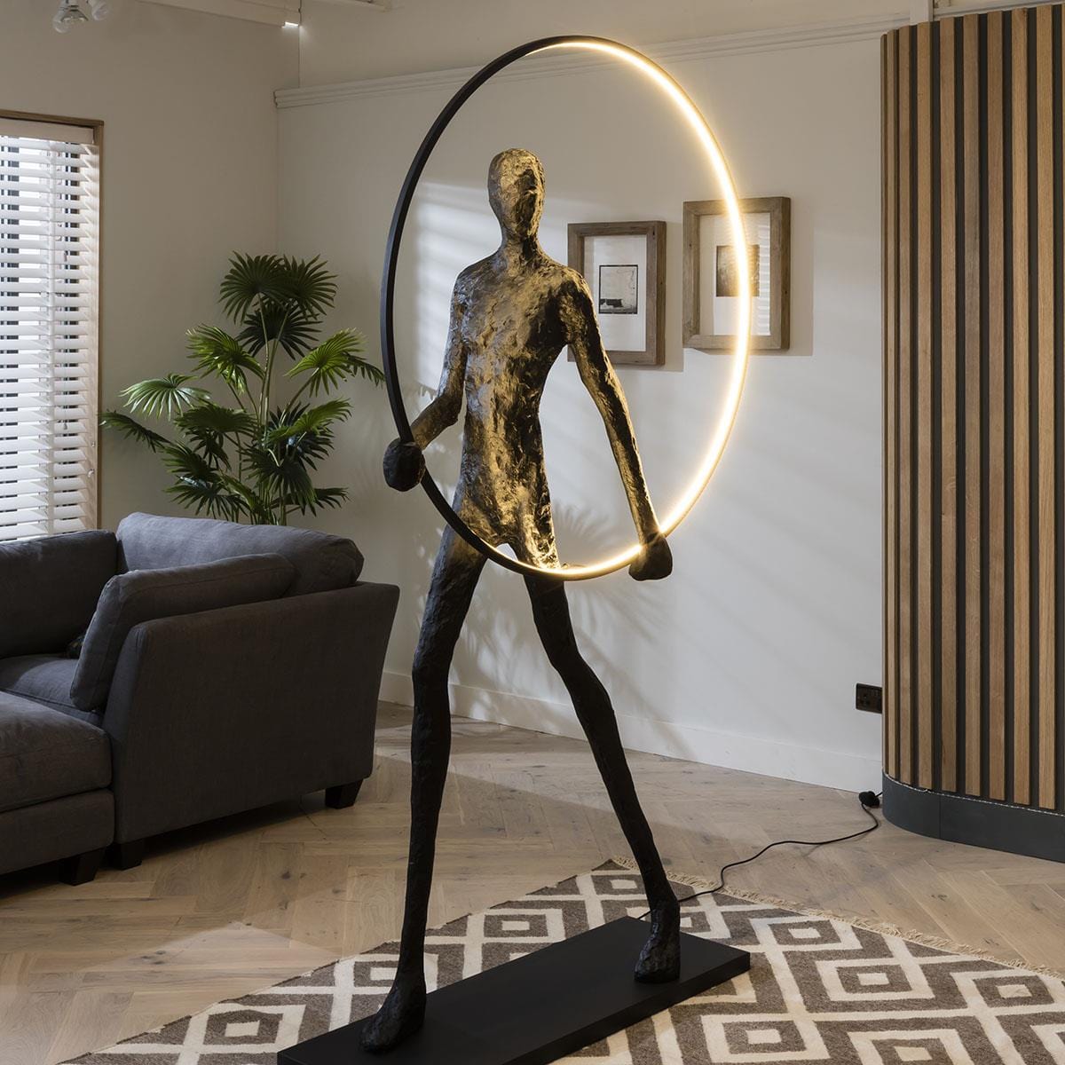 Quatropi Large Sculpture Floor Lamp Silhouette Feature 220cm - Round LED Light