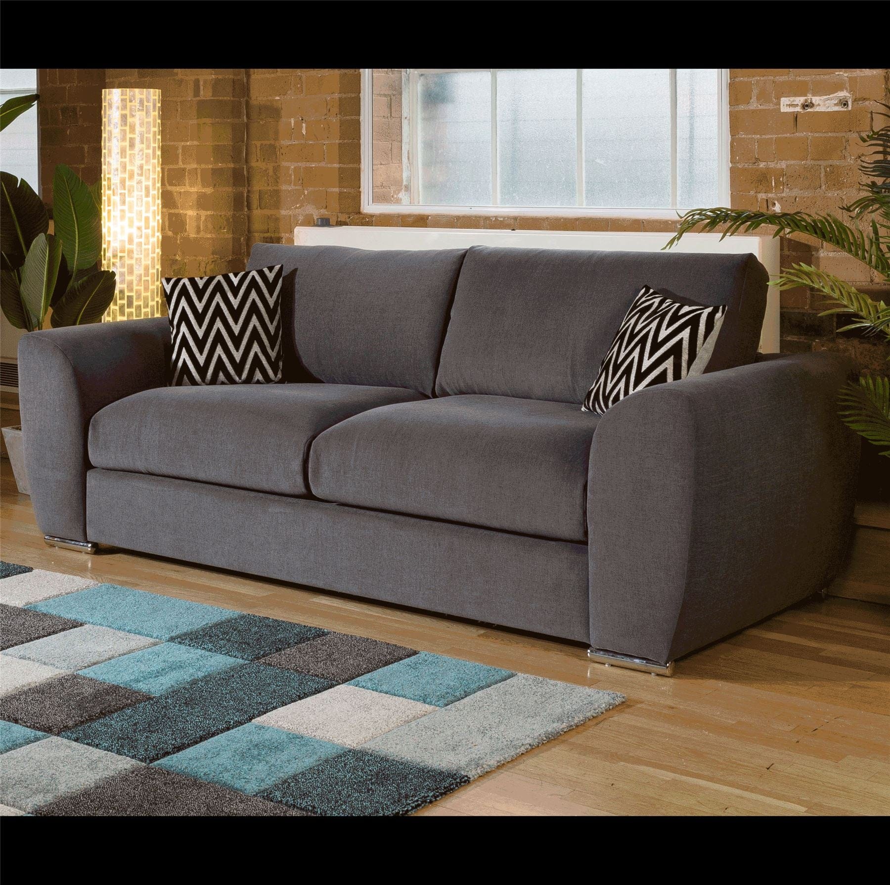 Quatropi Modern Large 2400mm wide 3 Seater Settee / Sofabed with arms