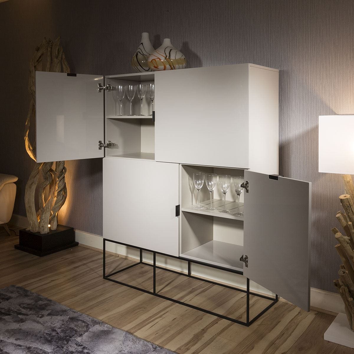 Quatropi Modern Tall Cabinet / Sideboard in light Grey Gloss New 1411