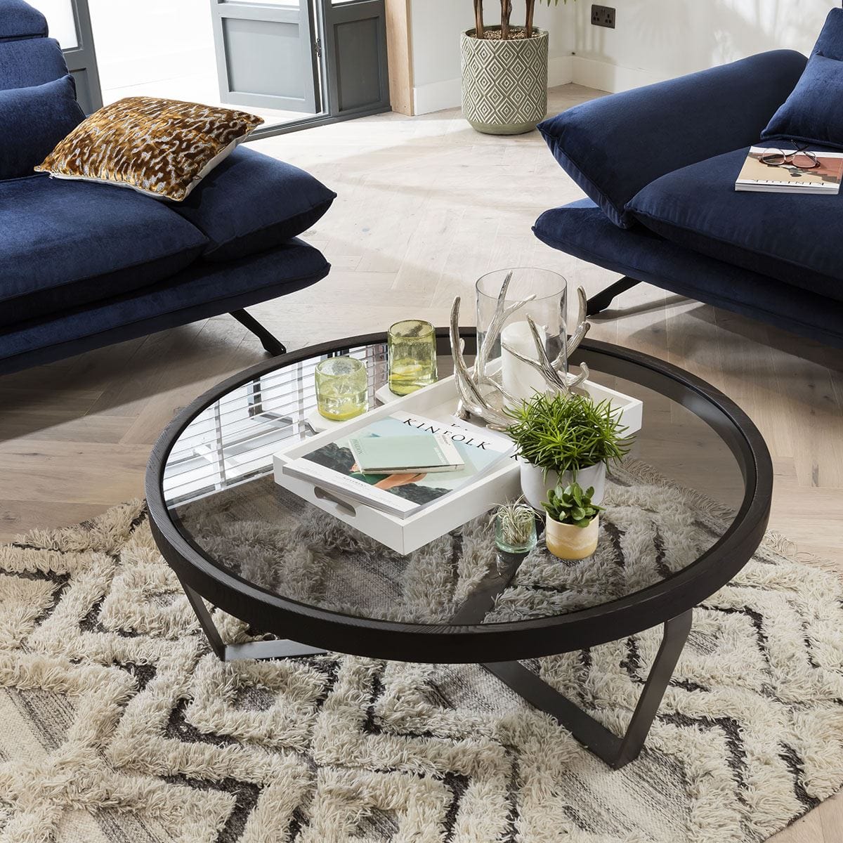 Quatropi Round Coffee Table Ø 100cm Smoked Glass - Grey Metal Tri-Frame Base