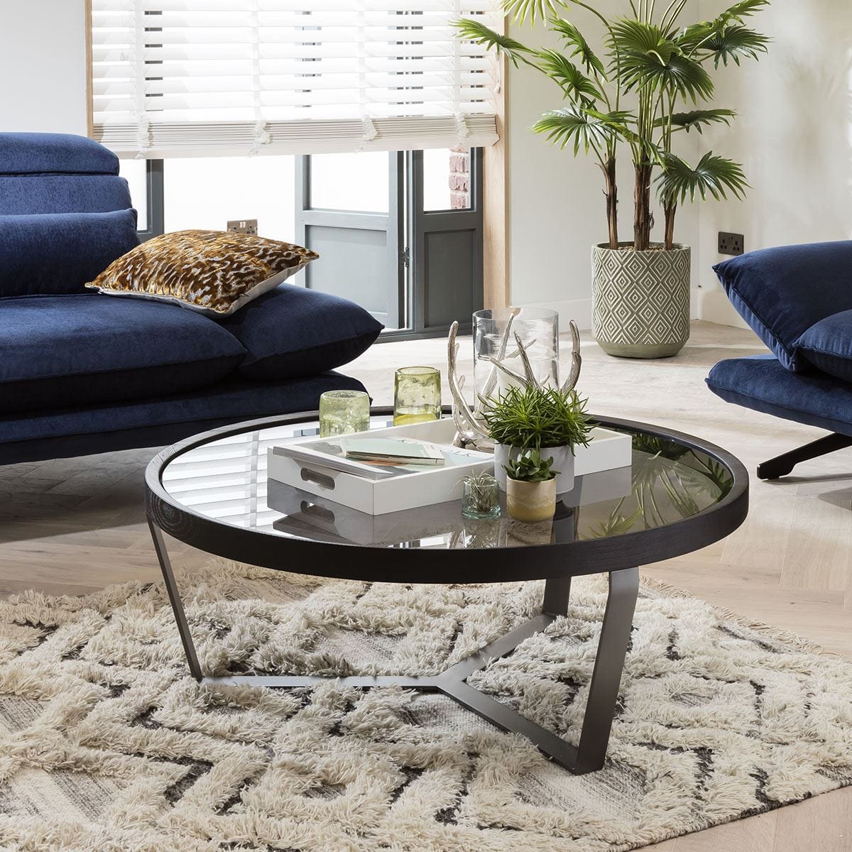Quatropi Round Coffee Table Ø 100cm Smoked Glass - Grey Metal Tri-Frame Base