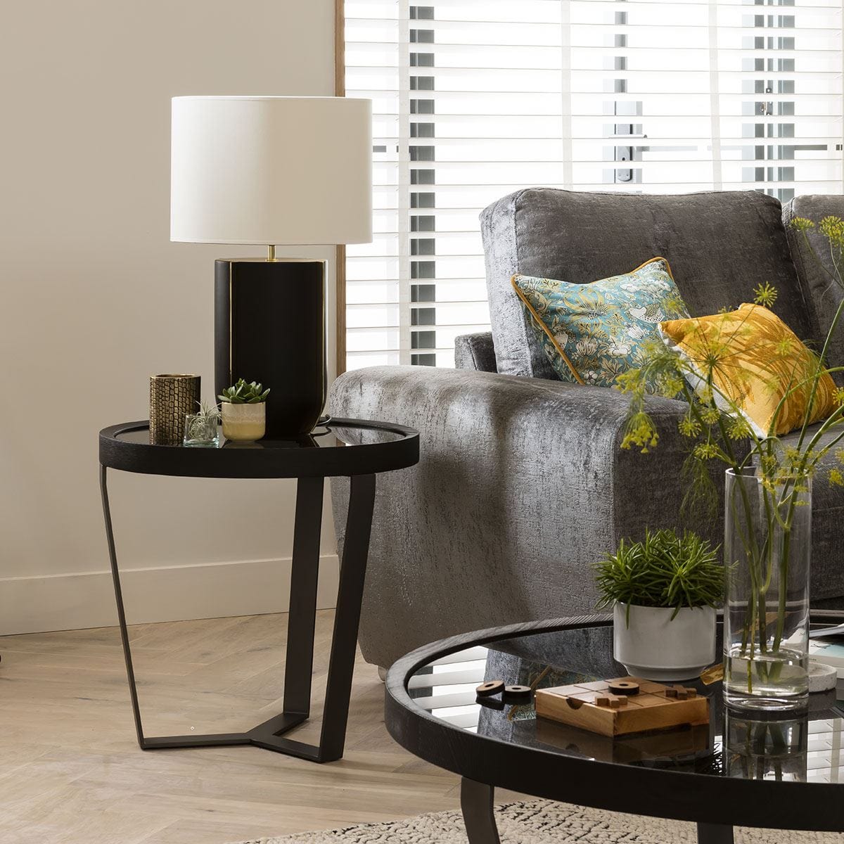 Quatropi Round Side Table Ø 55cm Smoked Glass - Black Frame