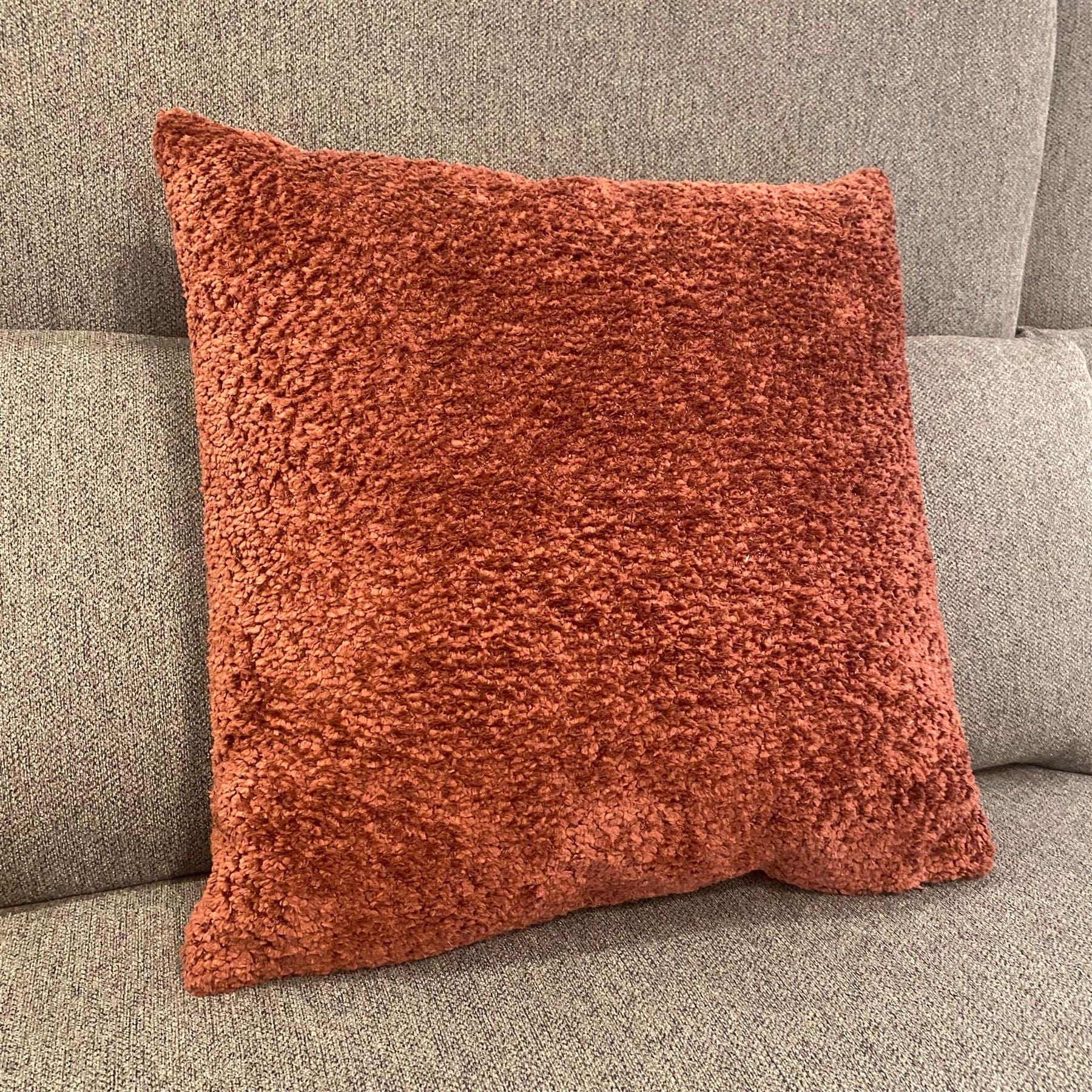 Quatropi Scatter Cushion Lama 43x43cm Red