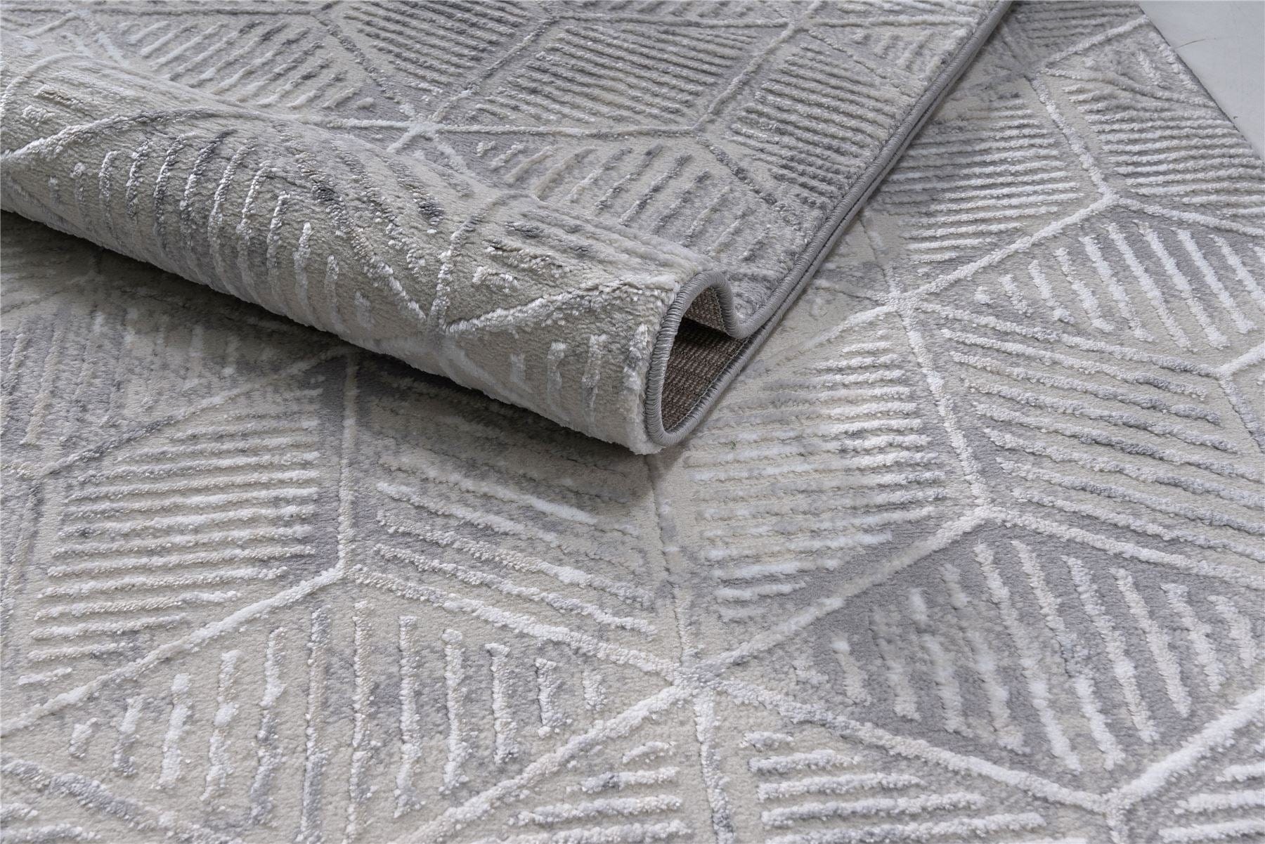 Seurat Medium Rug Grey / Whte / Silver / Beige 160 X 230cm