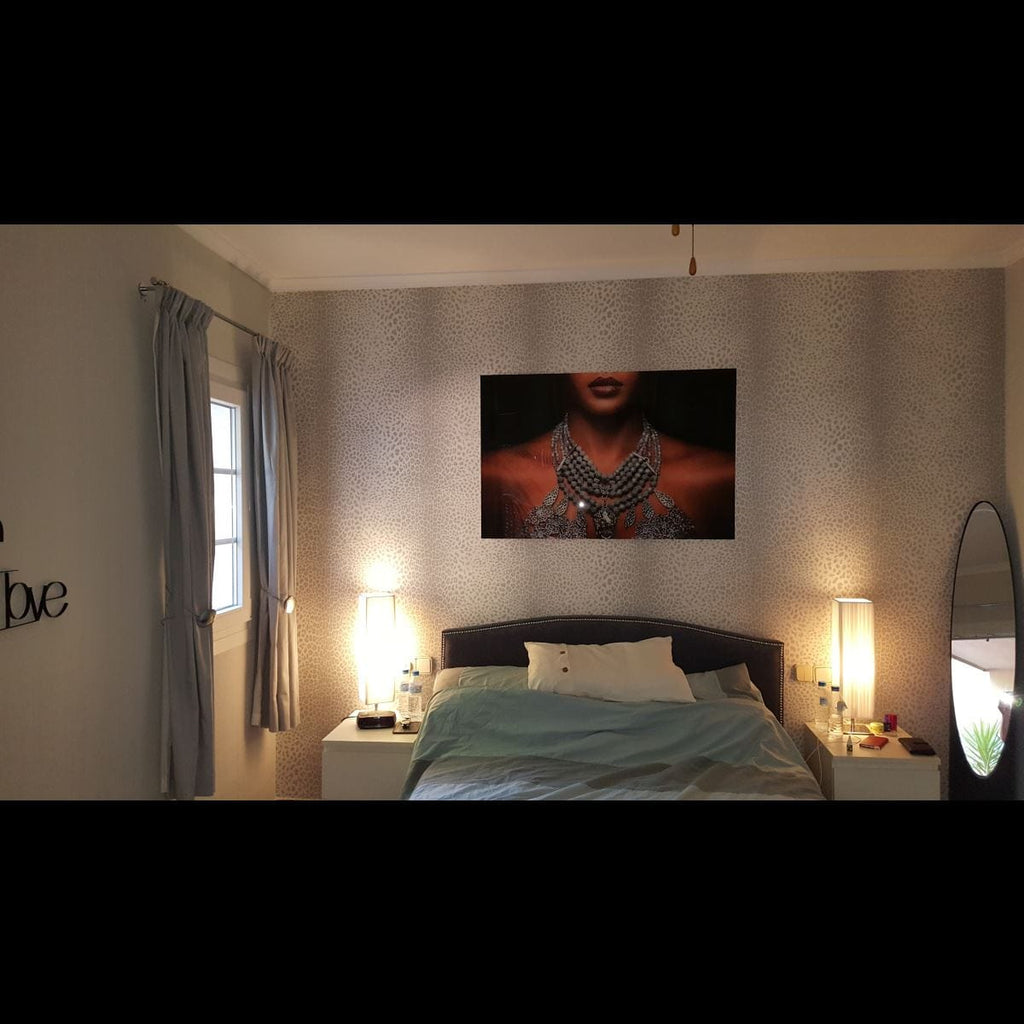 Stunning Large photographic Art On Acrylic. Lady With Necklace 7204